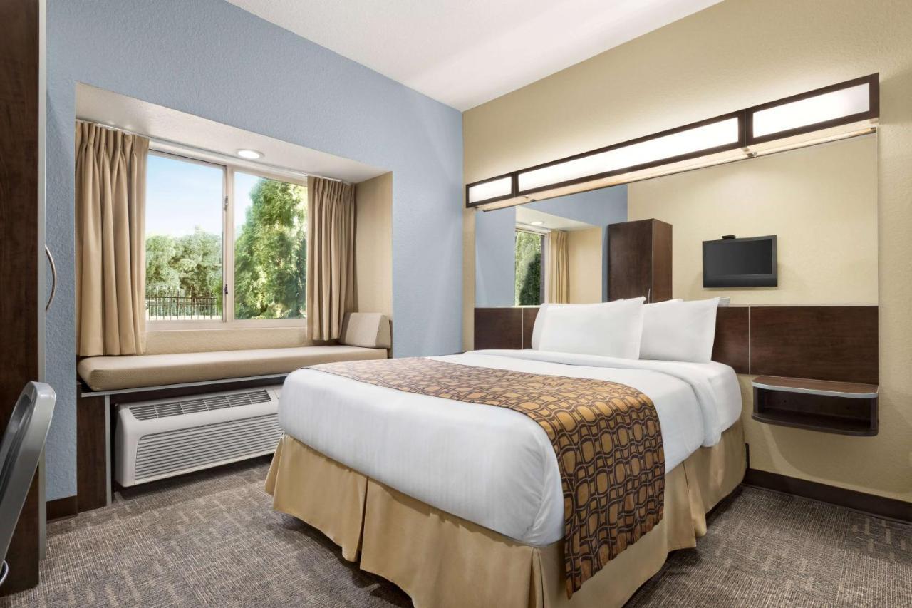 Microtel Inn & Suites By Wyndham Woodstock/Atlanta North Экстерьер фото